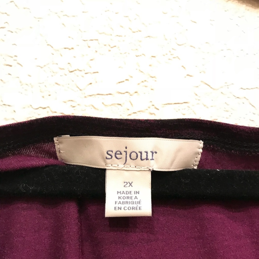 Sejour Purple & Black Top From Nordstrom 🍷 - Picture 3 of 8